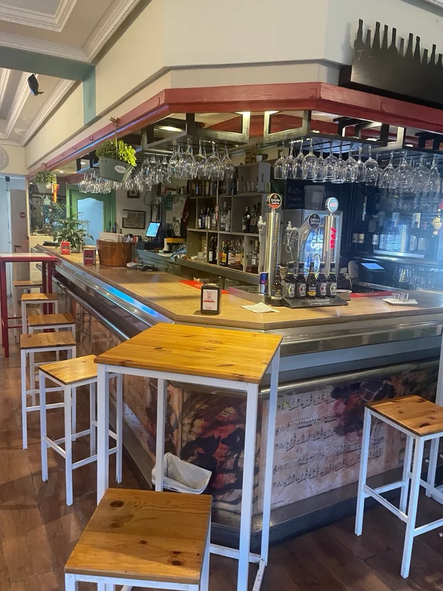 Traspaso negocio Bar Restaurante